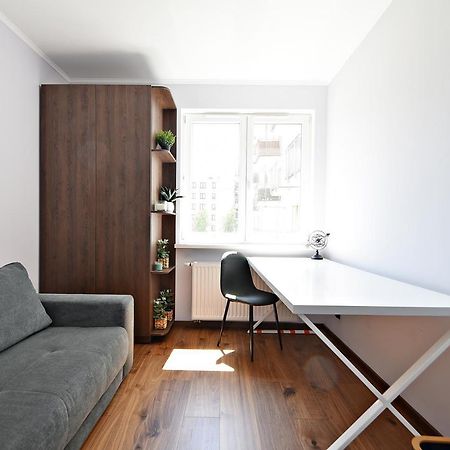 Wola Apartment Varsovie Extérieur photo