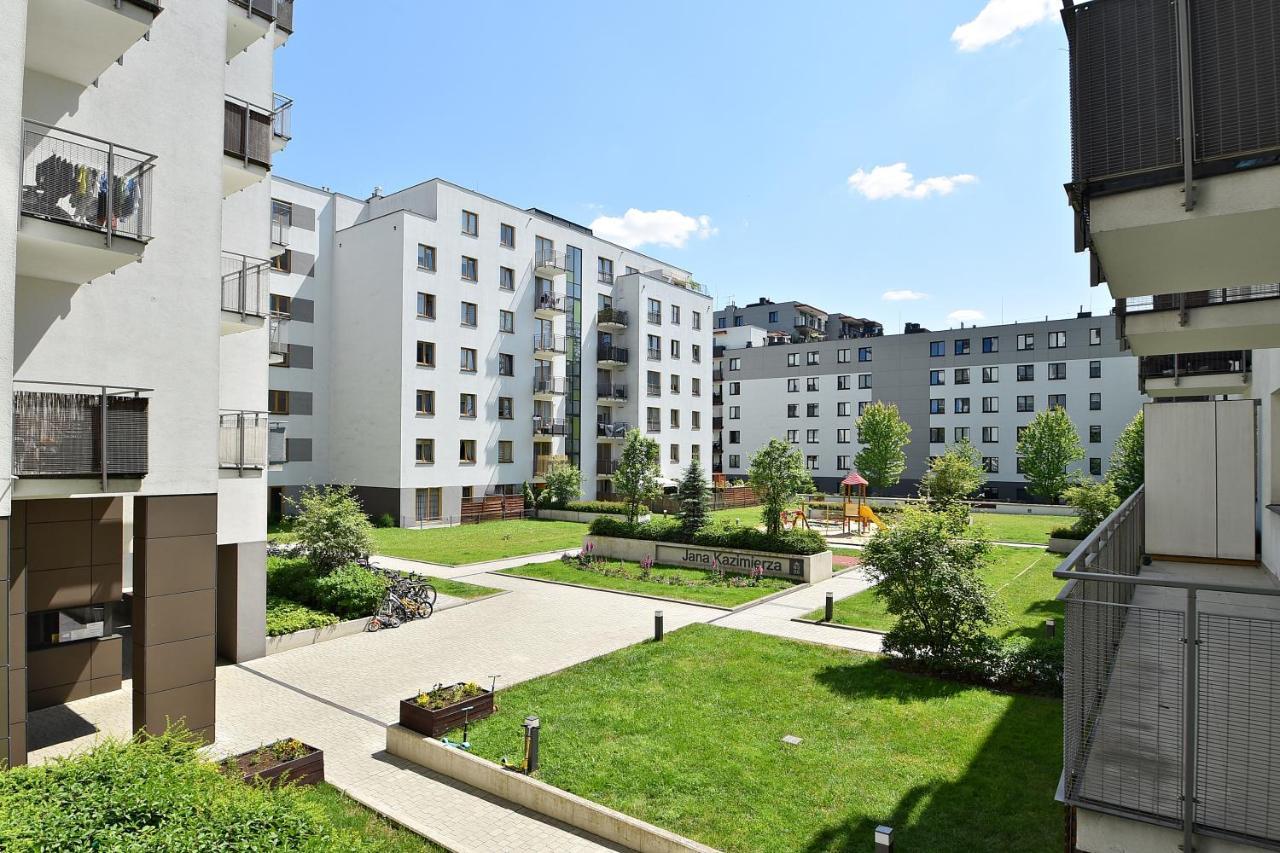 Wola Apartment Varsovie Extérieur photo